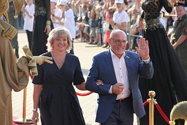 Восток и Запад, классика и авангард встретились в Оренбурге